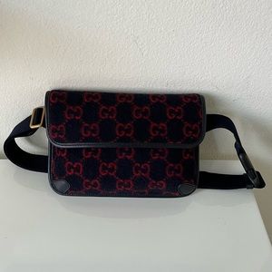Gucci Gg  Belt Bag,black & red